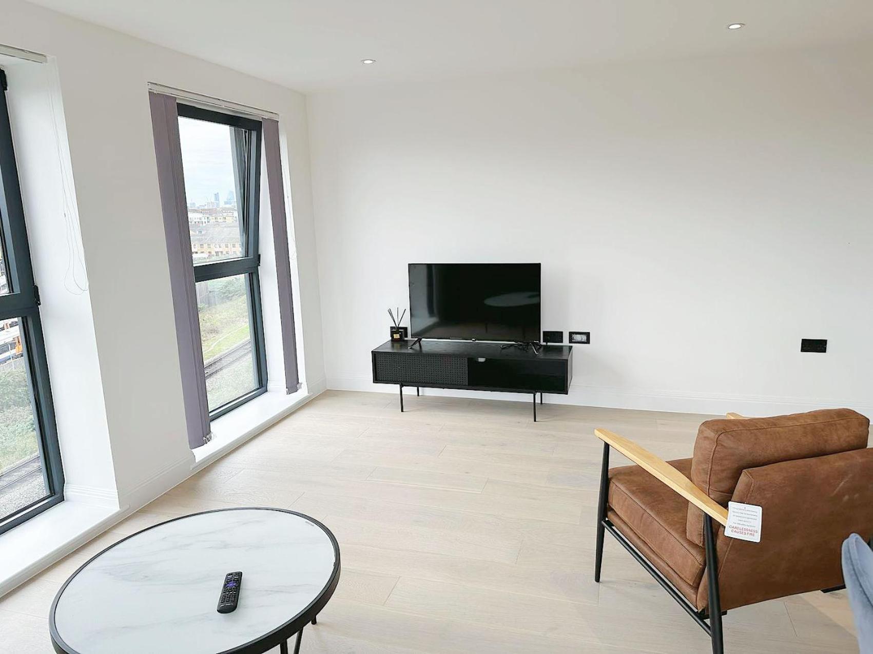 Luxury Modern Flat Near Center Apartment ลอนดอน ภายนอก รูปภาพ